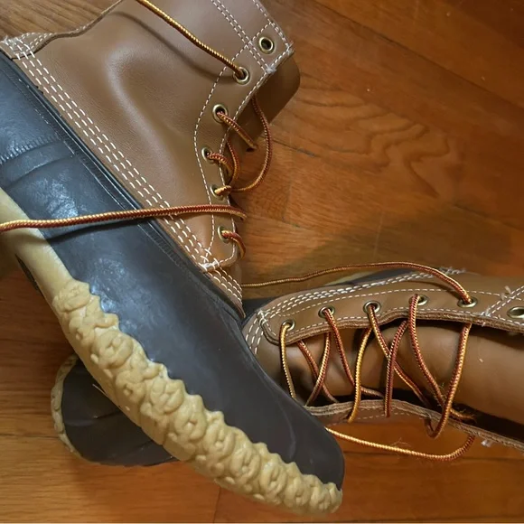 Mens L.L.Bean 8” duck boots size 11 like new - Picture 3 of 4
